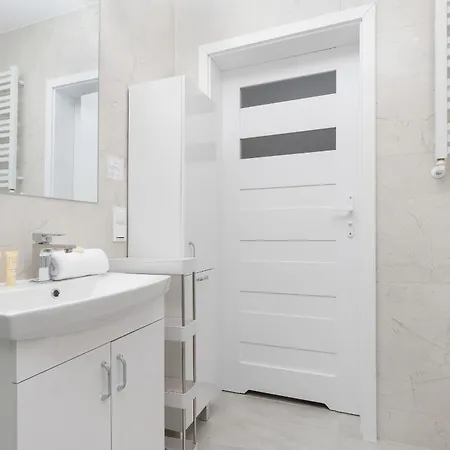Apartament Sopockie Z Parkingiem Przy Plazy I Molo By Renters *