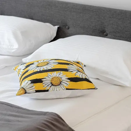 Sopockie Z Parkingiem Przy Plazy I Molo By Renters Apartament *