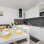 Sopockie Z Parkingiem Przy Plazy I Molo By Renters