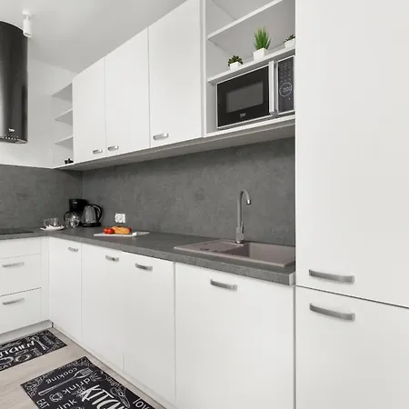 Lägenhet Sopockie Z Parkingiem Przy Plazy I Molo By Renters