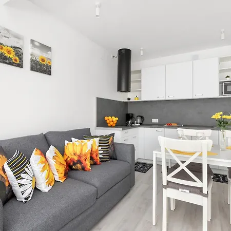 Apartment Sopockie Z Parkingiem Przy Plazy I Molo By Renters Sopot