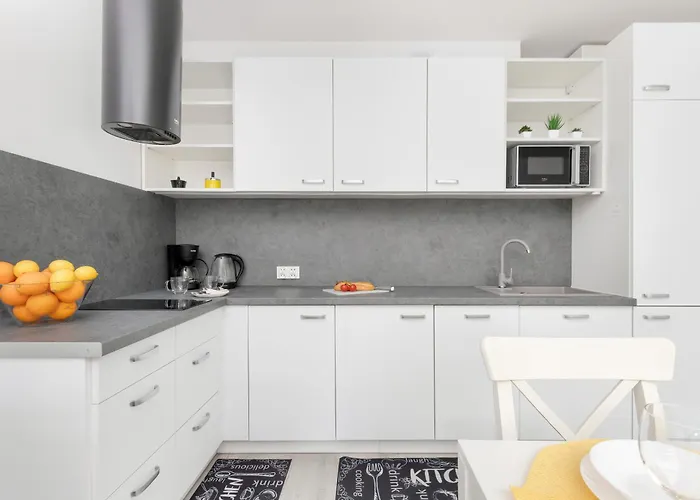 Apartment Sopockie Z Parkingiem Przy Plazy I Molo By Renters *