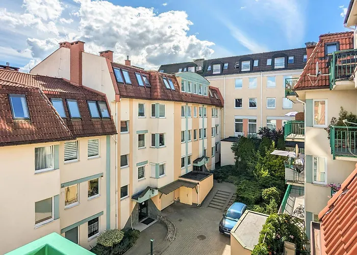 Sopockie Z Parkingiem Przy Plazy I Molo By Renters *